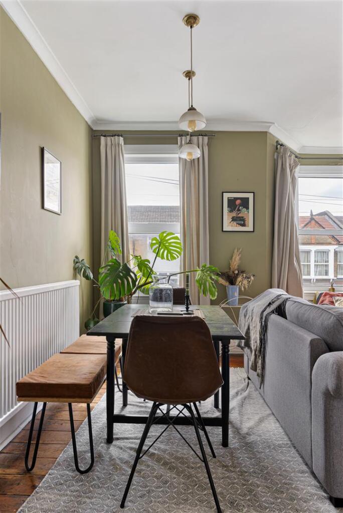 West Avenue Road, E17