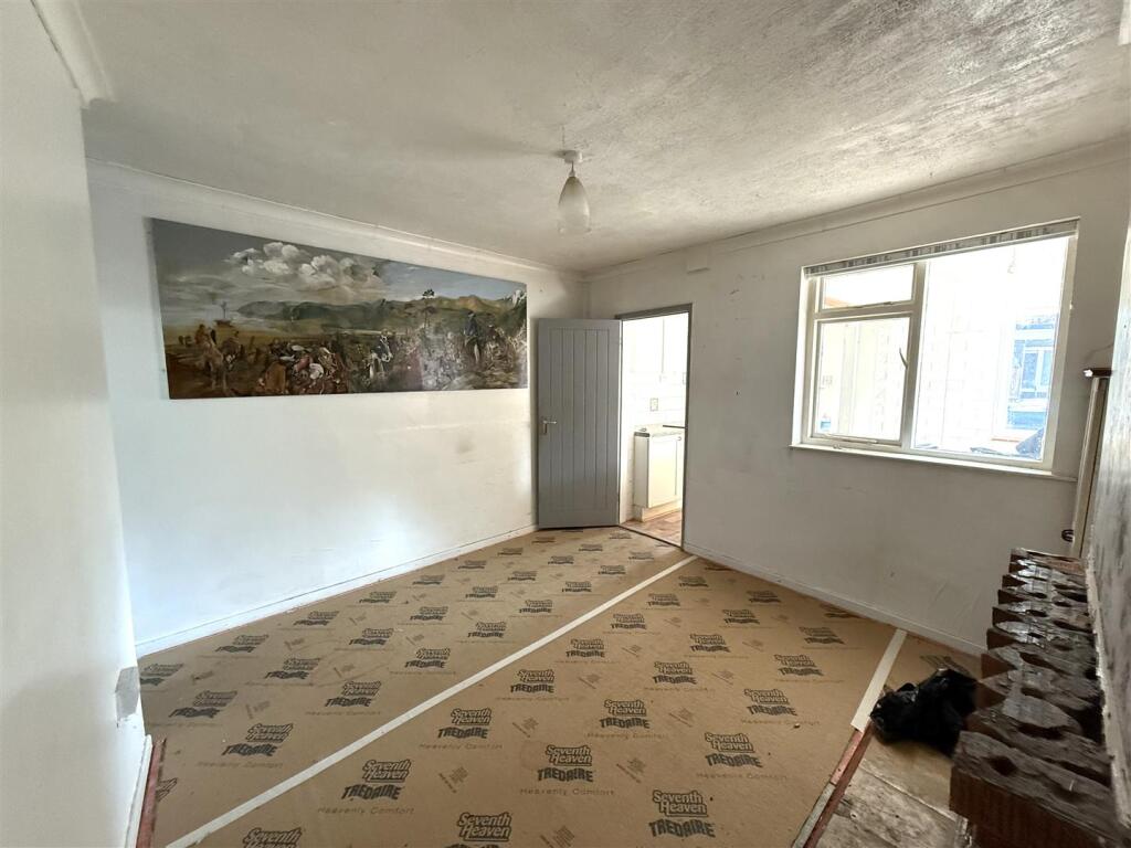 51 church dining.jpeg