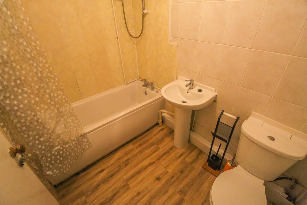Bathroom (2)