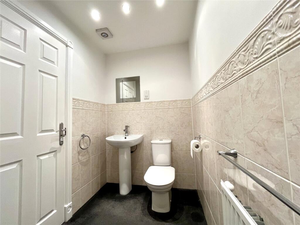 Bedroom 2 En-Suite