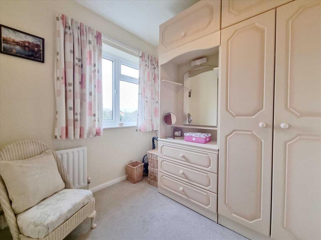 Bedroom 3: