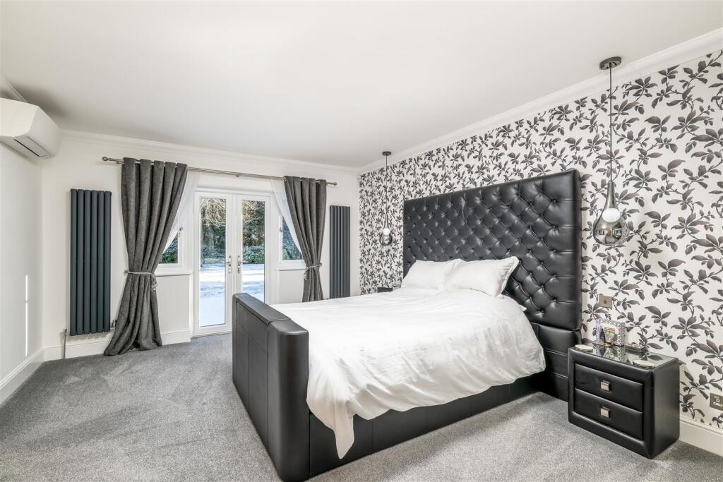 260105 - 90 Hookhams Lane, Renhold - 21.jpg