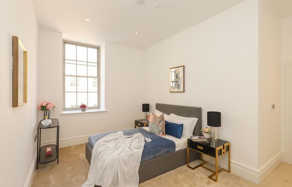 Apt 8 Bedroom