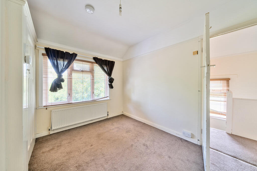 1312415-5-6851584...