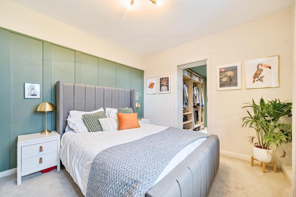 principle bedroom.jpg