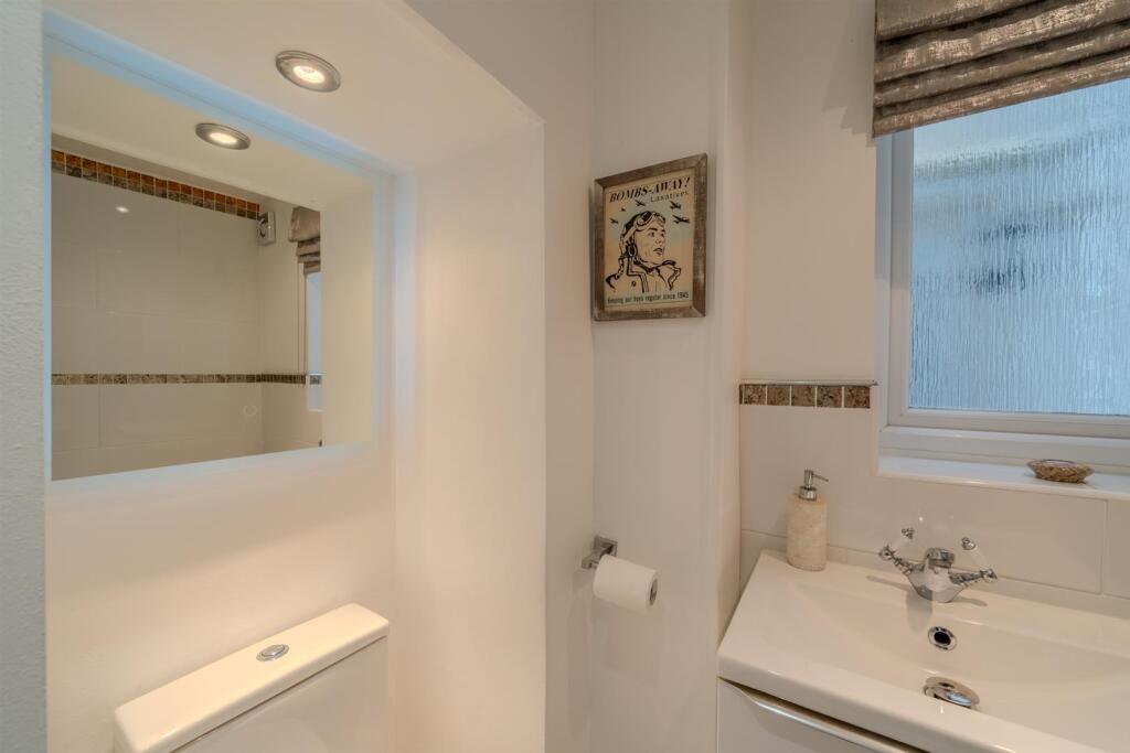 4 Woodland St-15.jpg