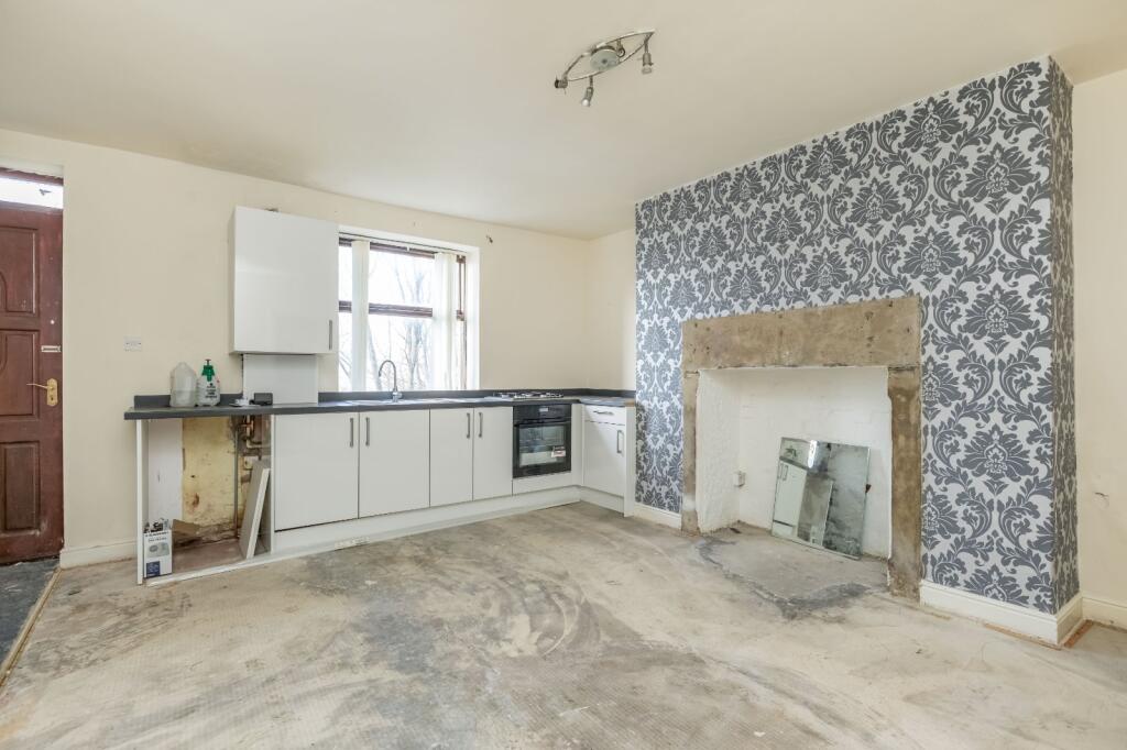 Living / Kitchen