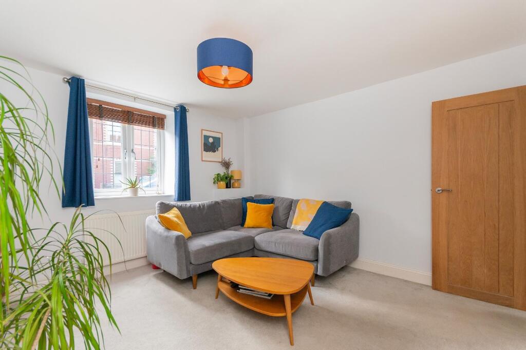 0B9RAD - Living Room D.jpg