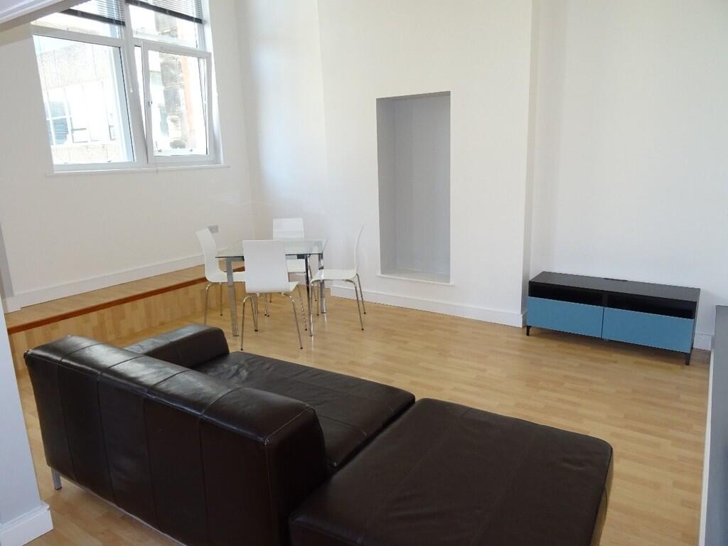 Living room (phot...