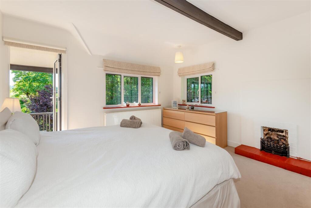 8648587-interior21.jpg