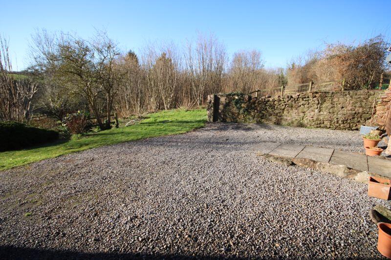 Garden/Parking 