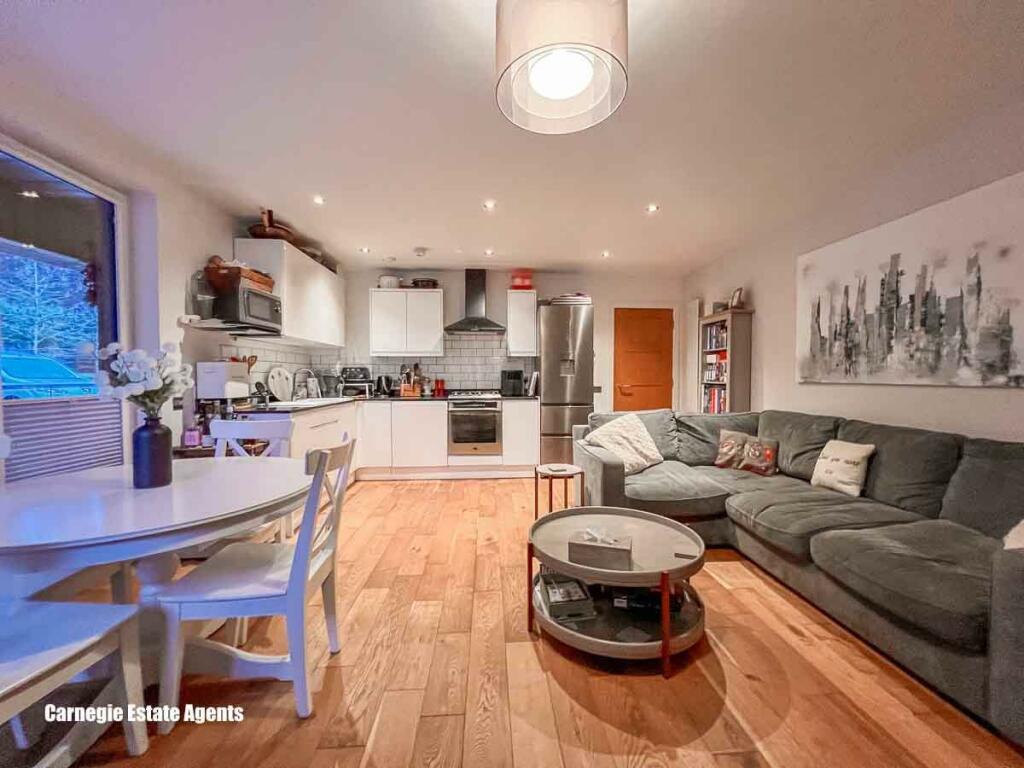 Kitchen/reception room