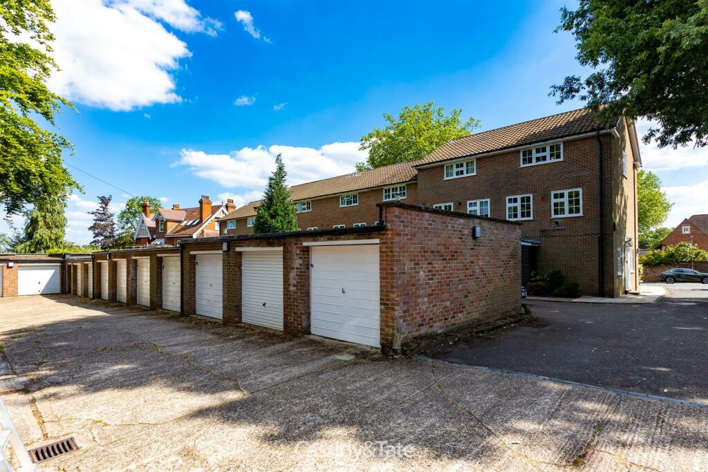 1 Jameson Court_17.jpg