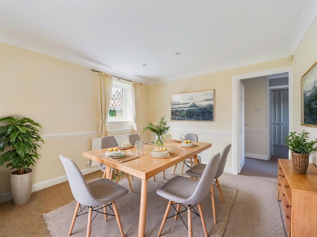 Dining Area (Virtually Furnished)