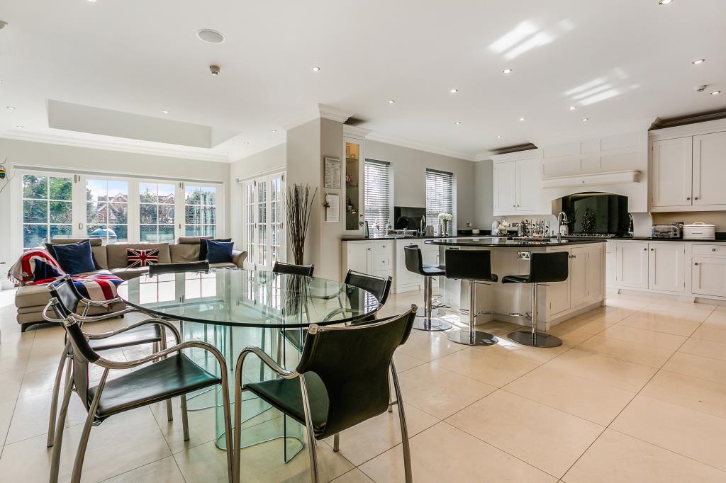 Kitchen/Breakfast/Family Room