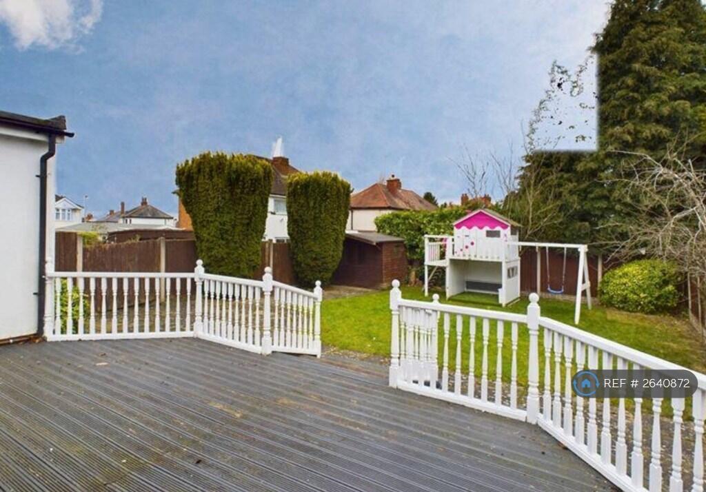 Beautiful Decking With Automatic Awning