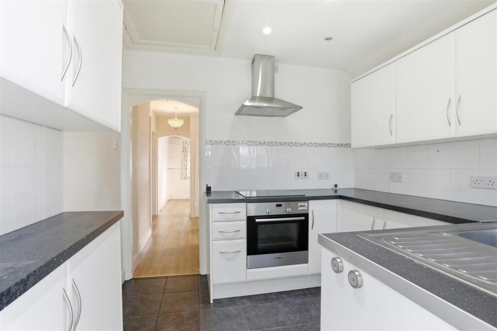 1577564797 - 3 The Holt SM6 - 13.jpg