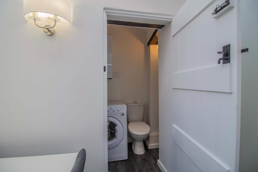 1 Vinefields [Utility Room 01].jpg