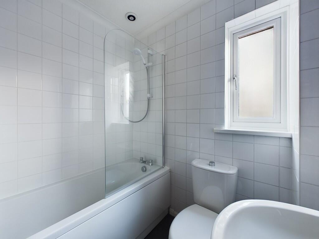 CAM03974G0-PR0088...