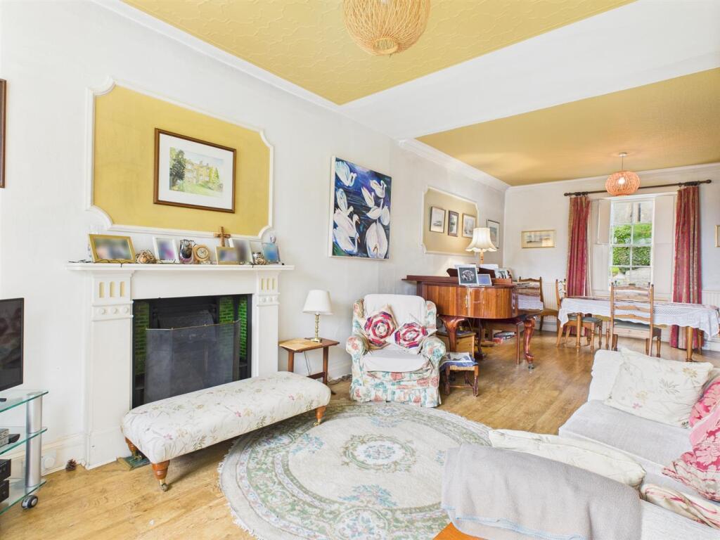 Open Plan Lounge And Dining Room