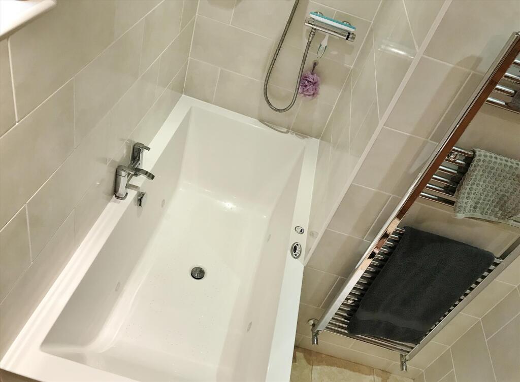 Spa Bath