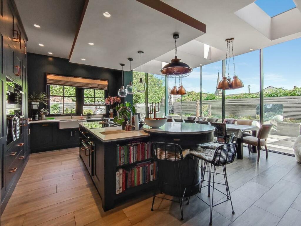 Dining Kitchen 2