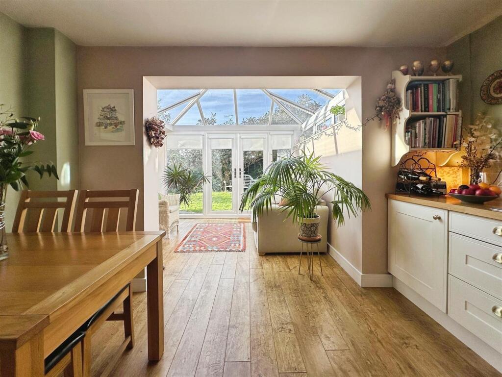 35408ed9--4A06-ABE4-28855EB4D87B-70010-00002D05A2C