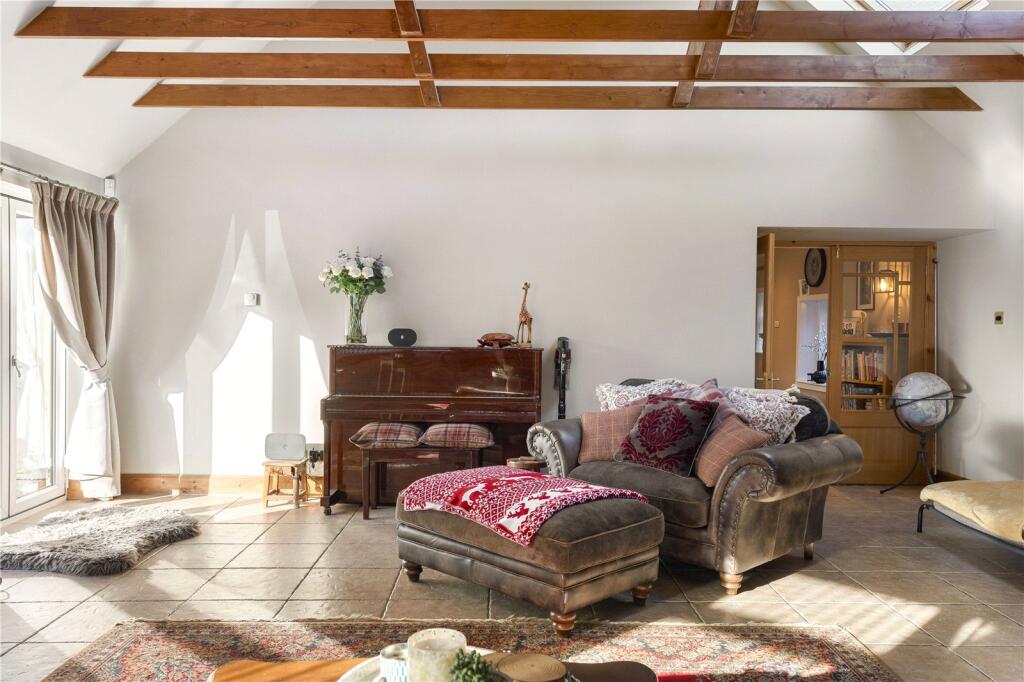 Rosehall House 7