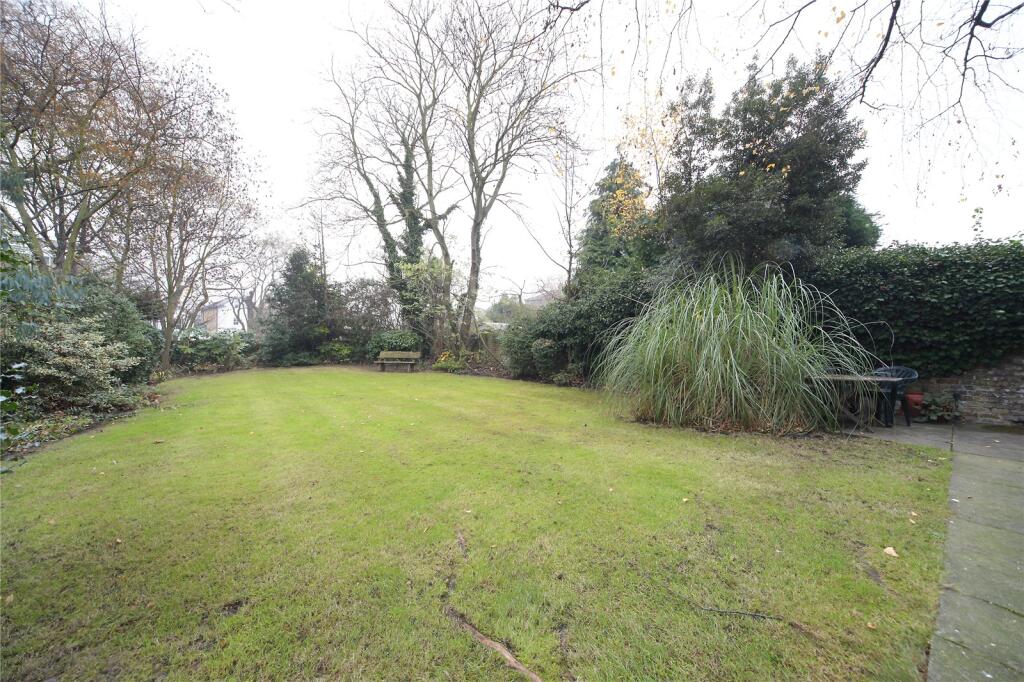 property in Northside Wandsworth Common, 
Battersea, SW18