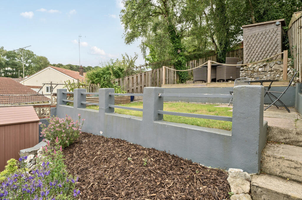 1315785-2-685ebd5...