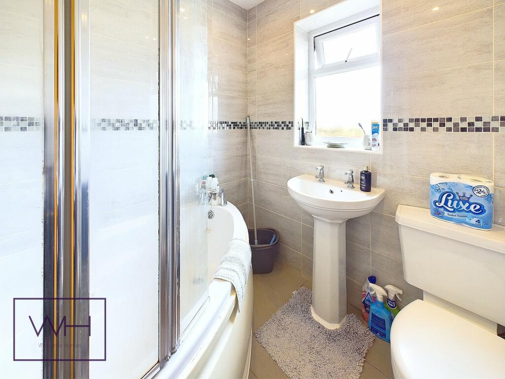 CAM03785G0-PR0076-ST