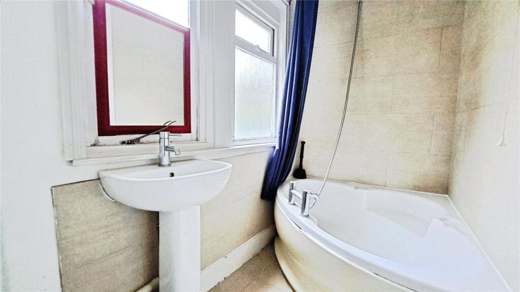 Bathroom/Wc