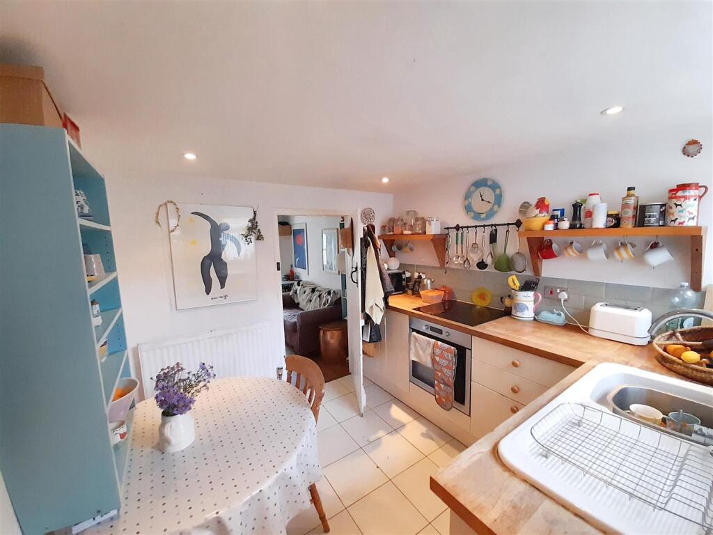 Kitchen dining room 2 new.jpg