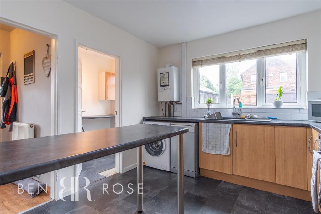 Kitchen/Breakfast Room