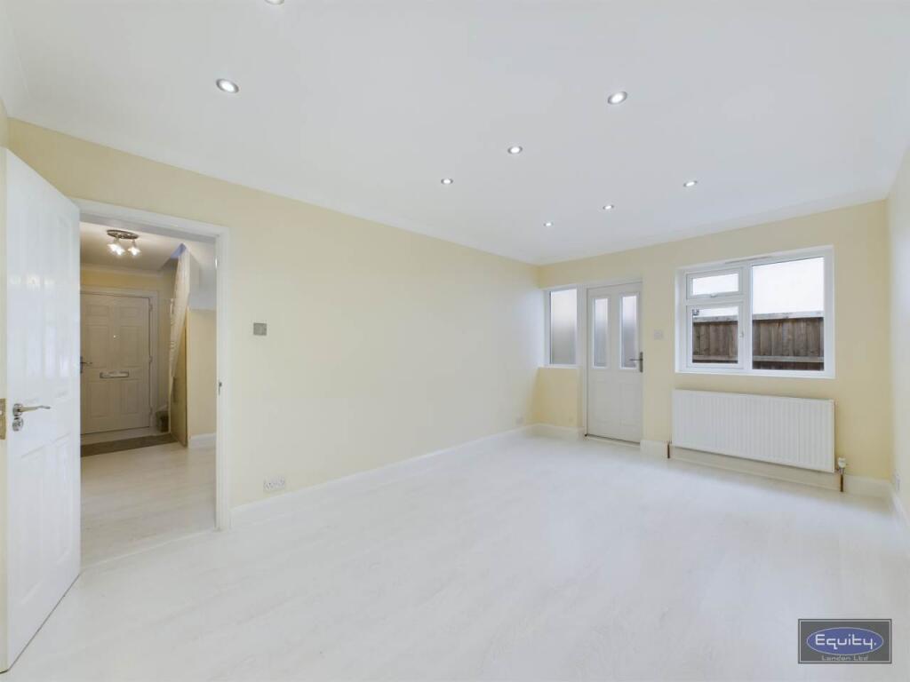 Bedroom One (2)