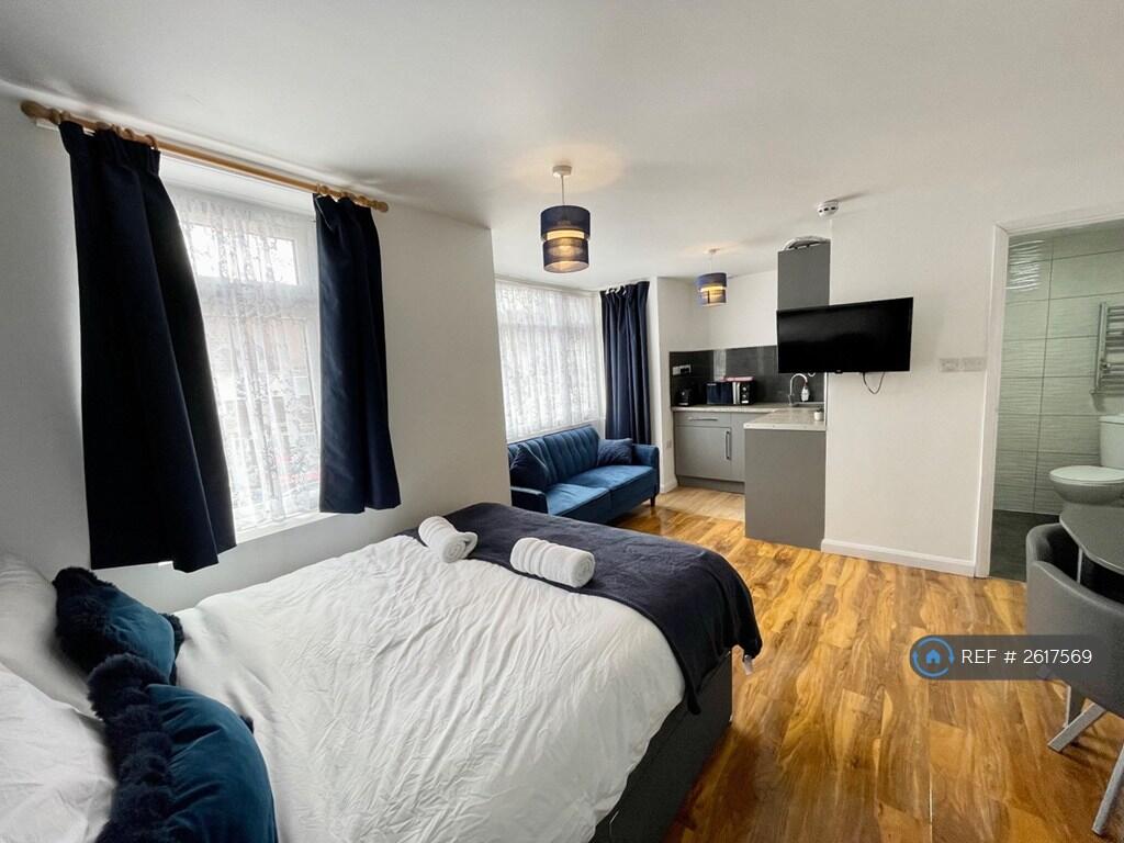 Room 4