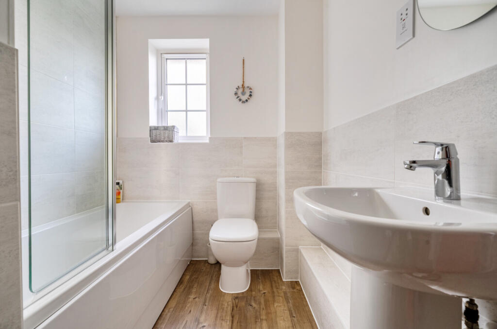 1376215-15-6929b8...