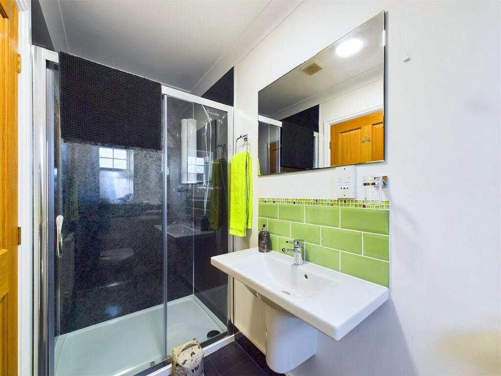 Ensuite