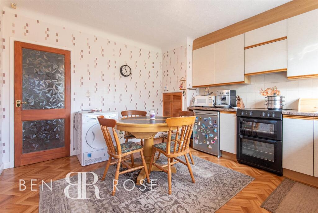 Kitchen/Dinning Room