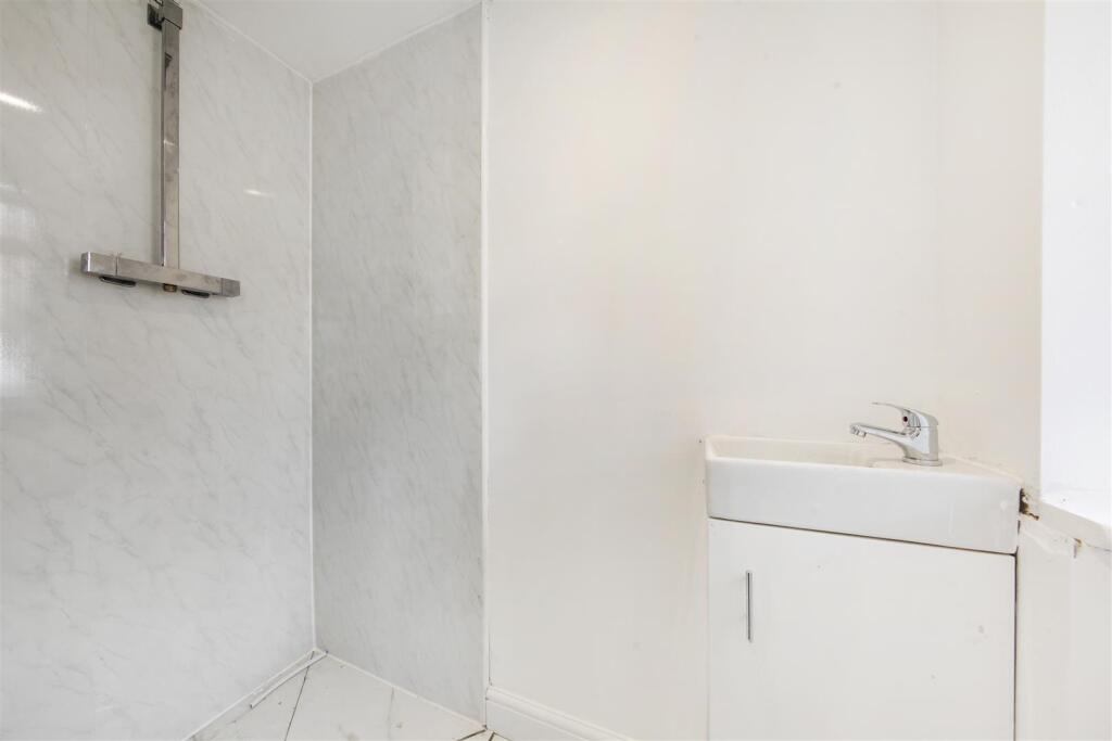 16 Burgess Avenue - 6mfr4PBoKz2Xwt3LLMF8.jpg