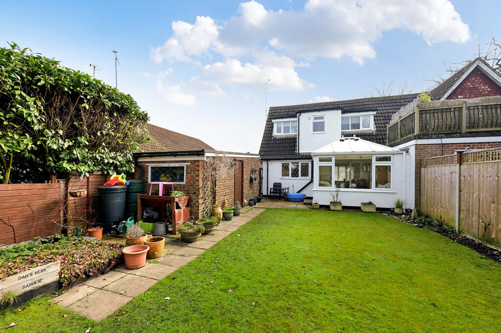 3 Salisbury Rd (1...