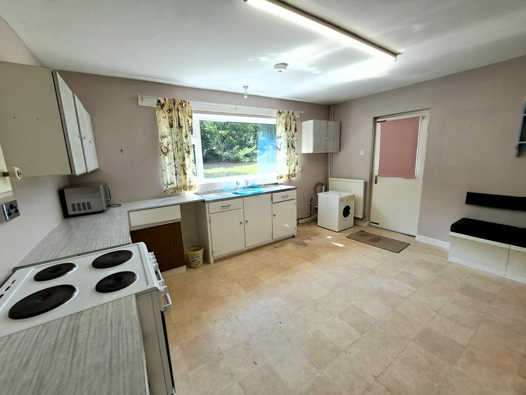 Kitchen/Dining Room