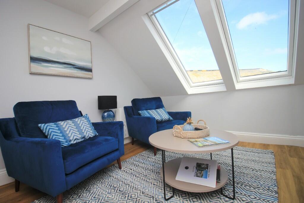 Flat 2 Seating