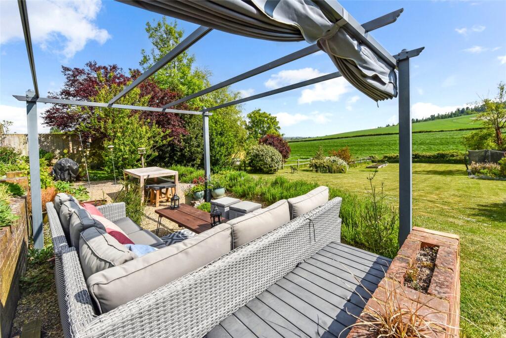 Garden &amp; View