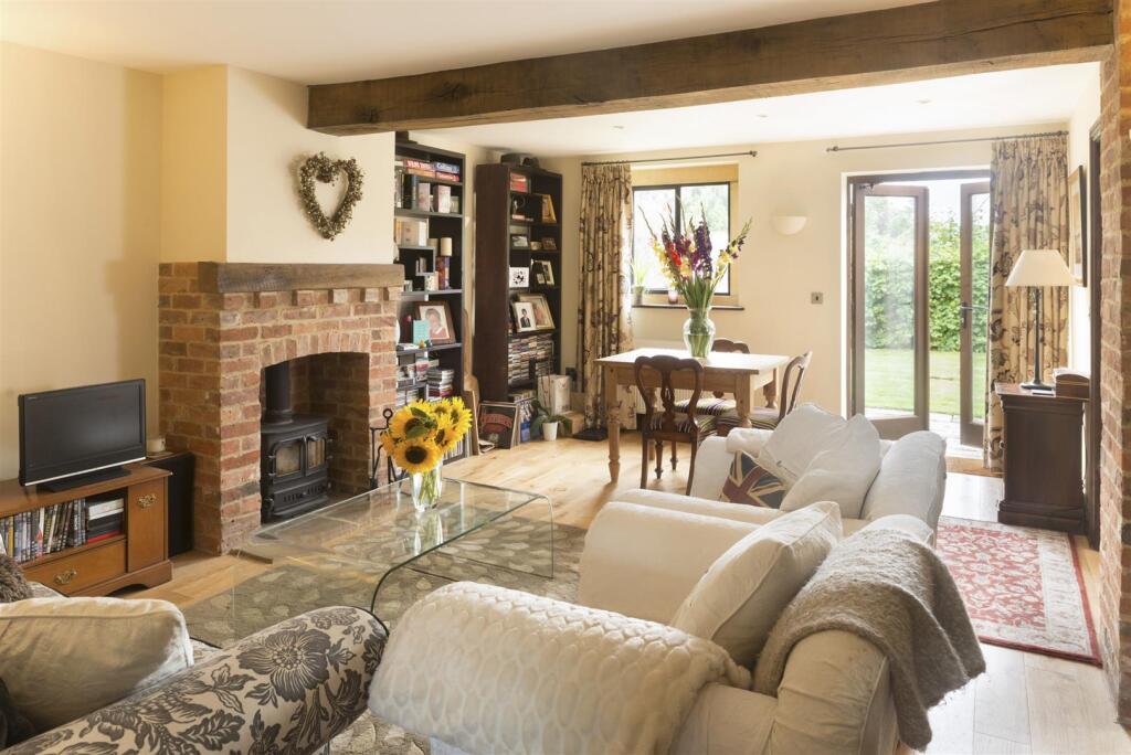 1 St Peters Court-11.jpg