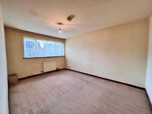 Bedroom 1.jpeg