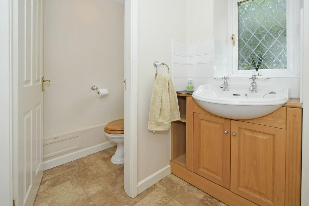 Ground floor cloak room