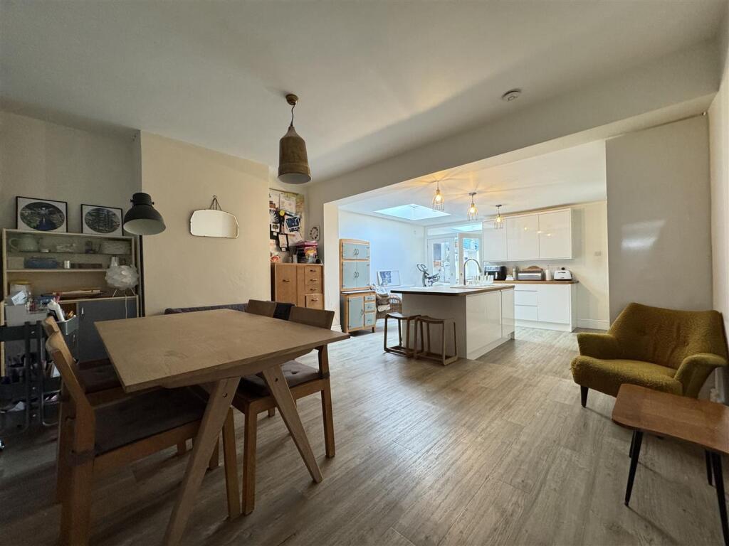 Photo 12-09-2025, 13 46 20.jpg