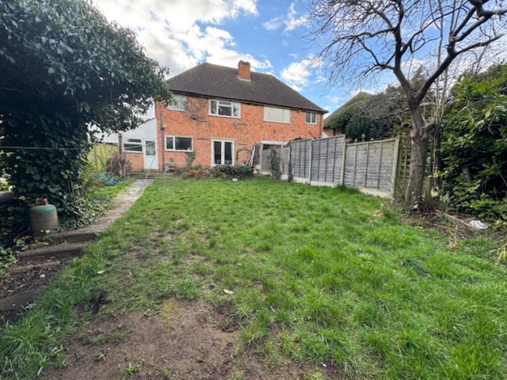 73 Twycross Grove Garden 2