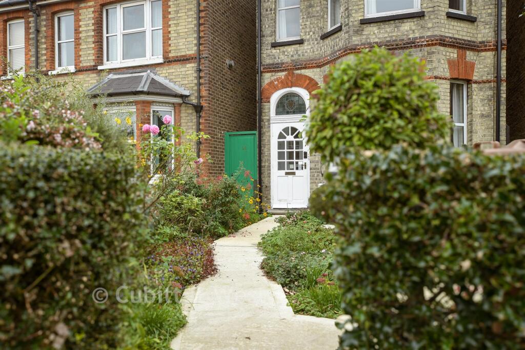 External Lifestyle Photograph